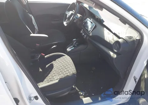 2021 Nissan Kicks S Xtronic Cvt z USA, uszkodzony, nr VIN 3N1CP5BV9ML504525